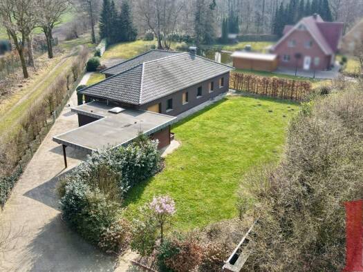 Einfamilienhaus zum Kauf 355.000 € 5 Zimmer 143 m² 1.287 m² Grundstück Calveslage Vechta-Calveslage 49377