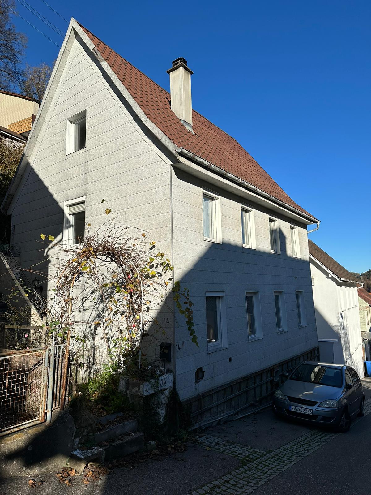 Einfamilienhaus zum Kauf 119.000 € 5 Zimmer 106 m²<br/>Wohnfläche 191 m²<br/>Grundstück ab sofort<br/>Verfügbarkeit Oberndorf Oberndorf am Neckar 78727