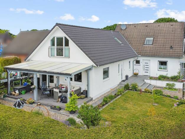 Mehrfamilienhaus zum Kauf 550.000 € 10 Zimmer 214,5 m² 691 m² Grundstück Kaltenkirchen 24568
