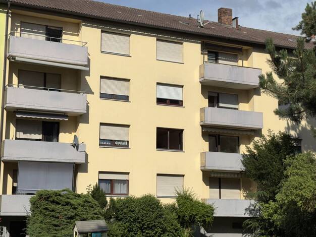 Wohnung zum Kauf 145.000 € 3 Zimmer 77 m² 1. Geschoss frei ab sofort Gochsheim Gochsheim 97469