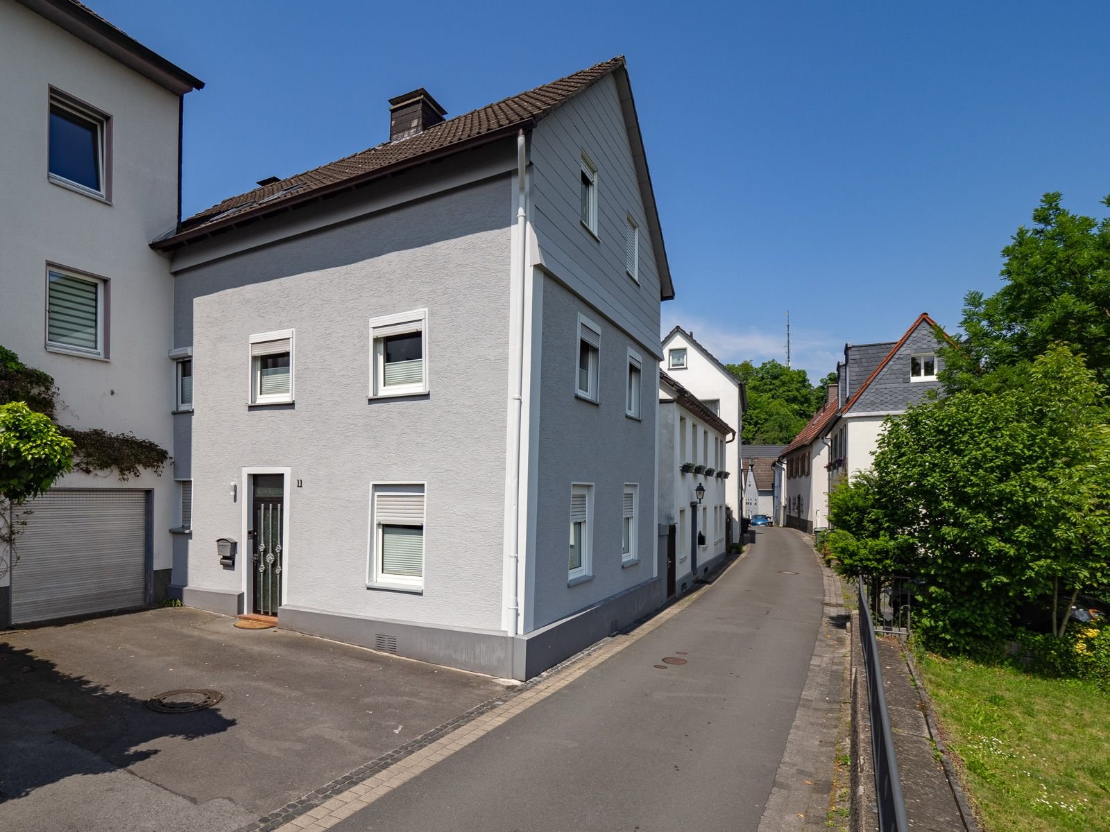 Einfamilienhaus zum Kauf 119.000 € 10 Zimmer 179 m²<br/>Wohnfläche 1.425 m²<br/>Grundstück Altstadt Arnsberg 59821