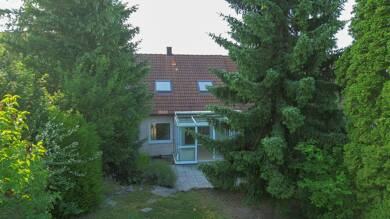 Reihenmittelhaus zur Miete 1.300 € 4 Zimmer 118 m² 356 m² Grundstück frei ab sofort Eselshöhe Schweinfurt 97422
