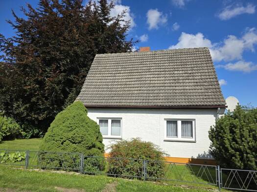 Einfamilienhaus zum Kauf 255.000 € 3 Zimmer 80 m² 845 m² Grundstück Lauterbach Putbus 18581