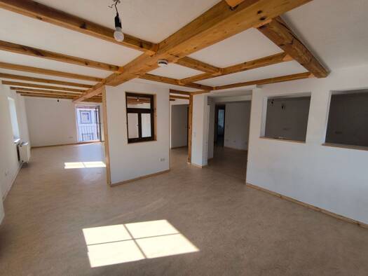 Wohnung zur Miete 1.100 € 6 Zimmer 142 m² Geschoss 1/3 frei ab sofort Michelau Michelau in Oberfranken 96247