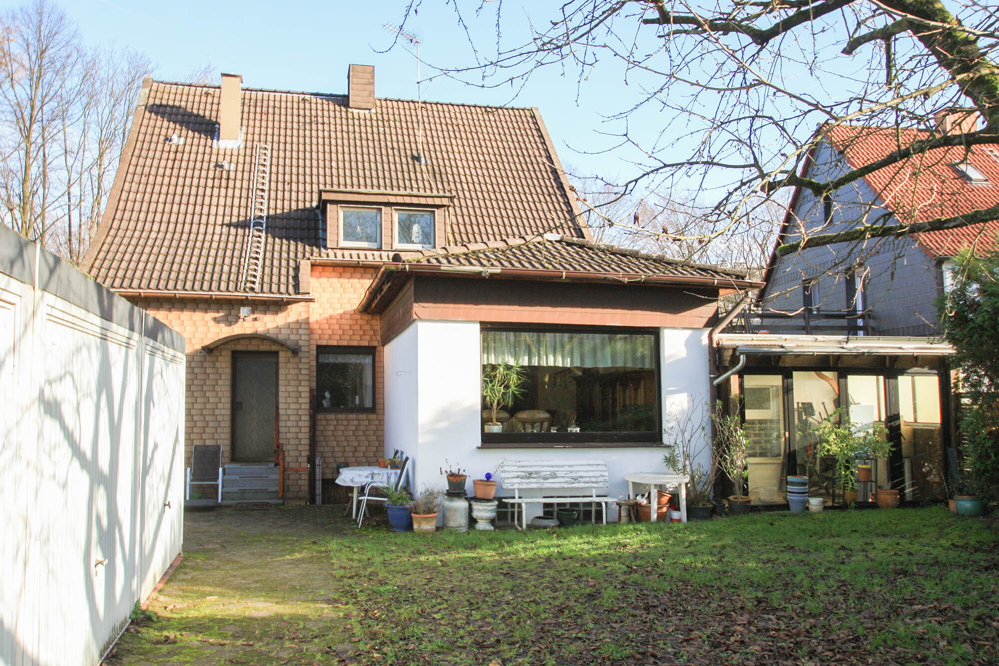 Mehrfamilienhaus zum Kauf 329.000 € 7 Zimmer 165 m²<br/>Wohnfläche 806 m²<br/>Grundstück Holsterhausen Herne 44625