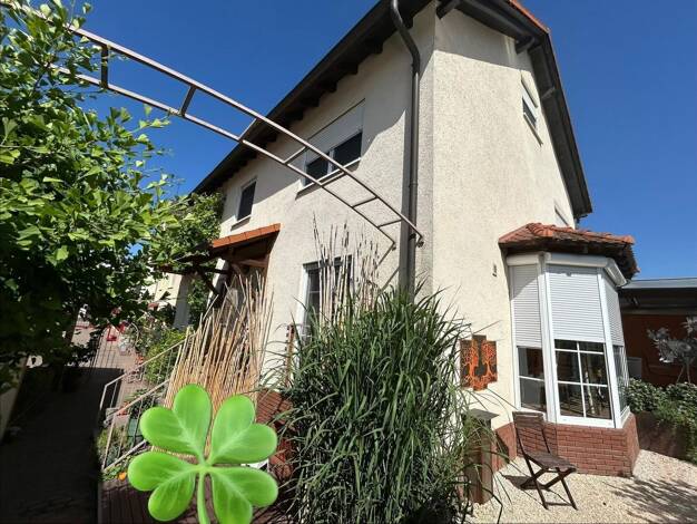 Einfamilienhaus zum Kauf 619.000 € 6 Zimmer 220 m² 436 m² Grundstück Studernheim Frankenthal (Pfalz) 67227