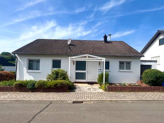 Bungalow zum Kauf 269.000 € 6 Zimmer 160 m² 680 m² Grundstück Oberauerbach Zweibrücken 66482