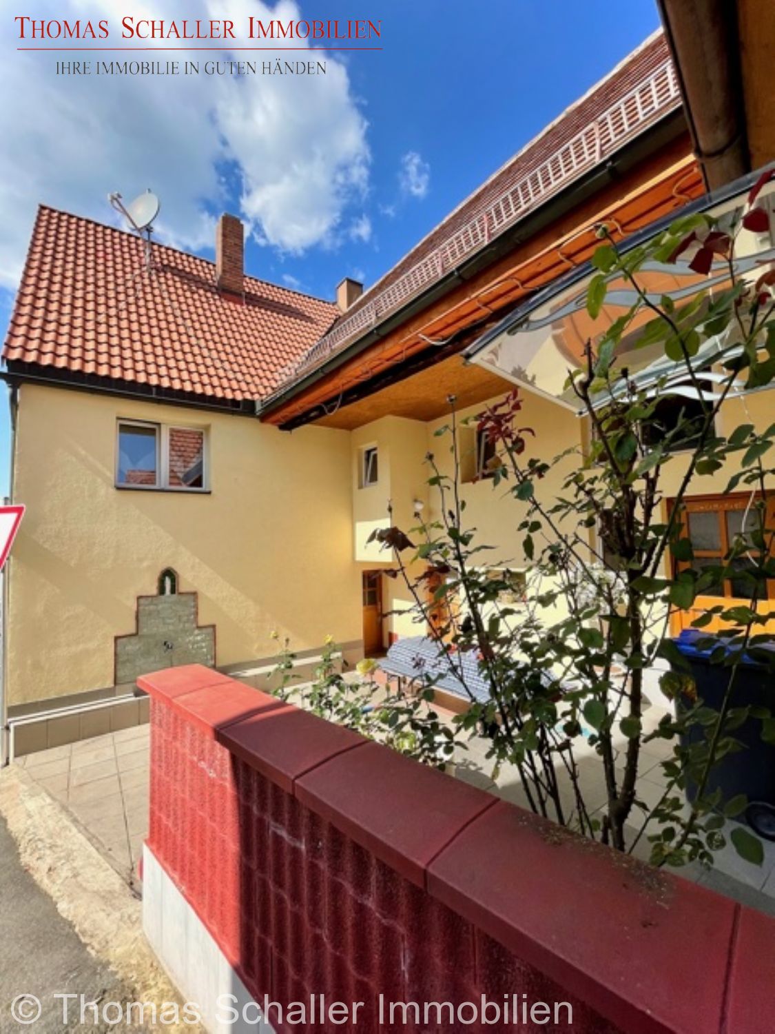 Einfamilienhaus zum Kauf 377.000 € 9 Zimmer 205 m²<br/>Wohnfläche 300 m²<br/>Grundstück Gößweinstein Gößweinstein 91327