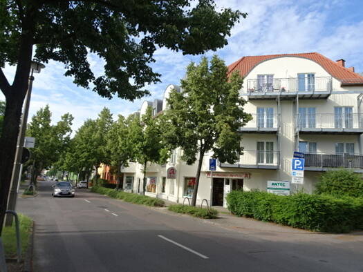 Wohnung zur Miete 560 € 2 Zimmer 70 m² Geschoss 3/4 frei ab sofort Merseburg 06217