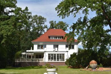 Villa zum Kauf provisionsfrei 11 Zimmer 440 m² 3.500 m² Grundstück Martfeld Martfeld 27327