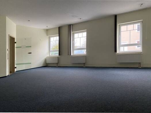 Bürofläche zur Miete 1.199 € 3 Zimmer 136 m² Bürofläche teilbar ab 65 m² Nittenau 93149