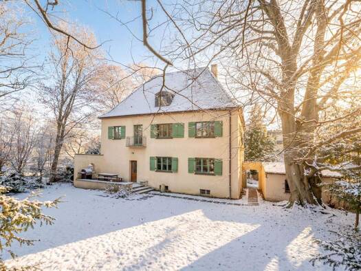 Villa zum Kauf 1.520.000 € 9 Zimmer 249 m² 825 m² Grundstück Dachau 85221