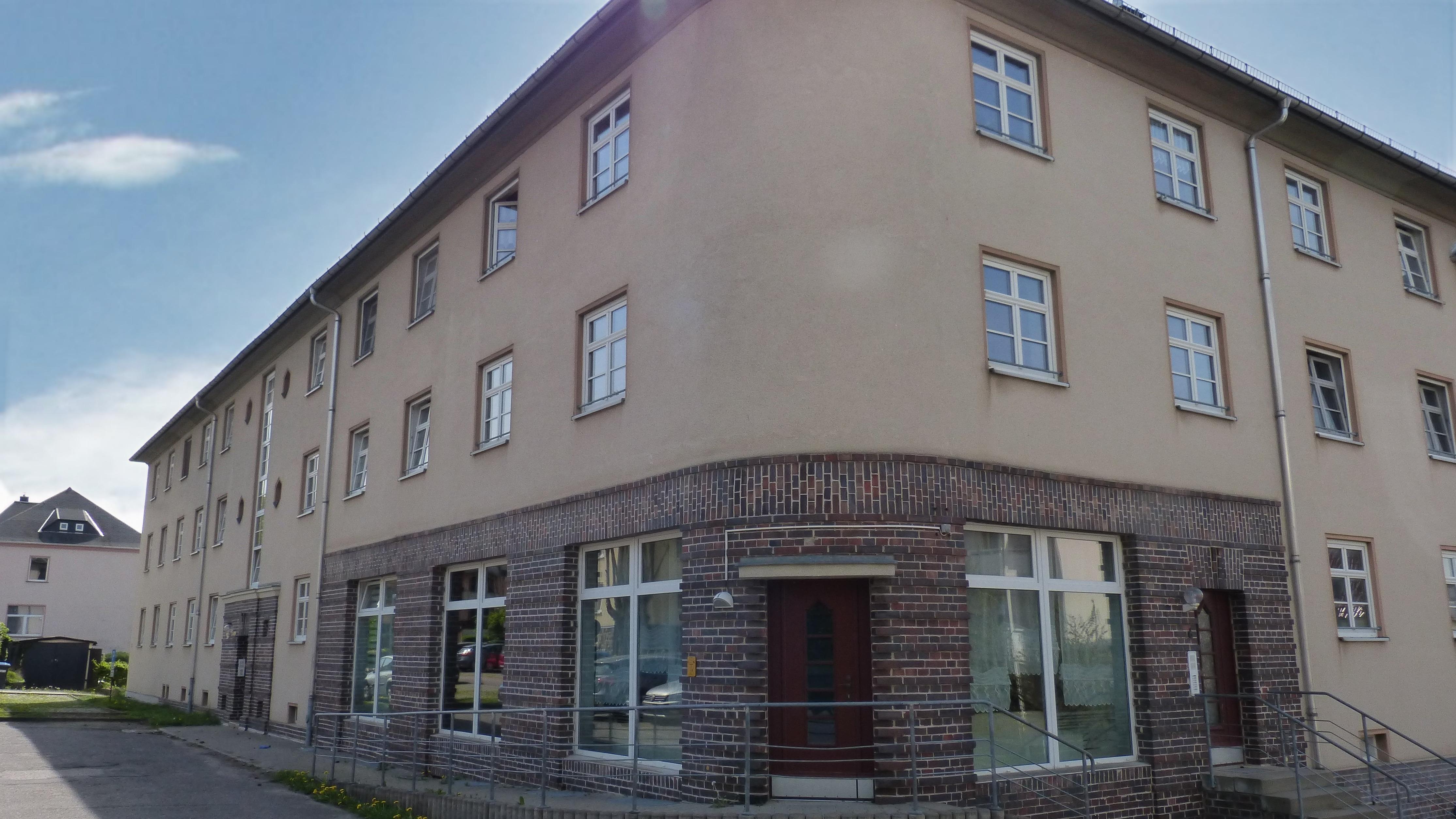 Wohnung zum Kauf 46.000 € 2 Zimmer 45,7 m²<br/>Wohnfläche 1.<br/>Geschoss Hartmannsdorf 09232