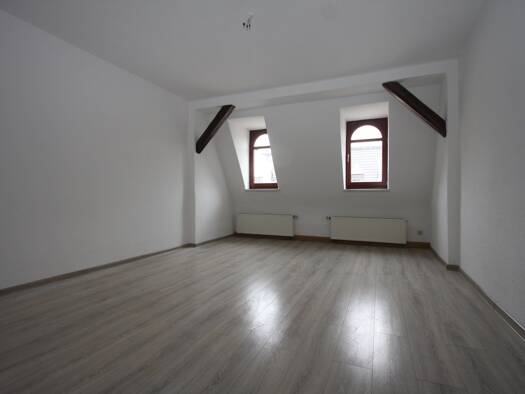 Wohnung zur Miete 371 € 3 Zimmer 78,9 m² Dachgeschoss, 4. Geschoss Lutherstraße 46 Görlitz 02826