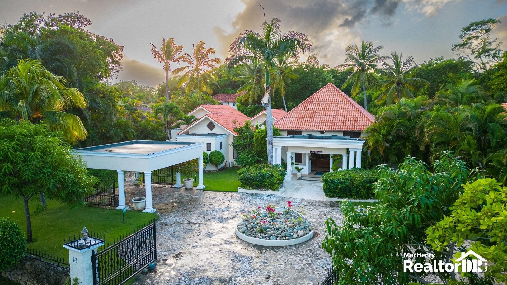 Villa zum Kauf 1.110.787 € 2.644 m²<br/>Wohnfläche 2.644 m²<br/>Grundstück Sea Horse Ranch Sosua 57000