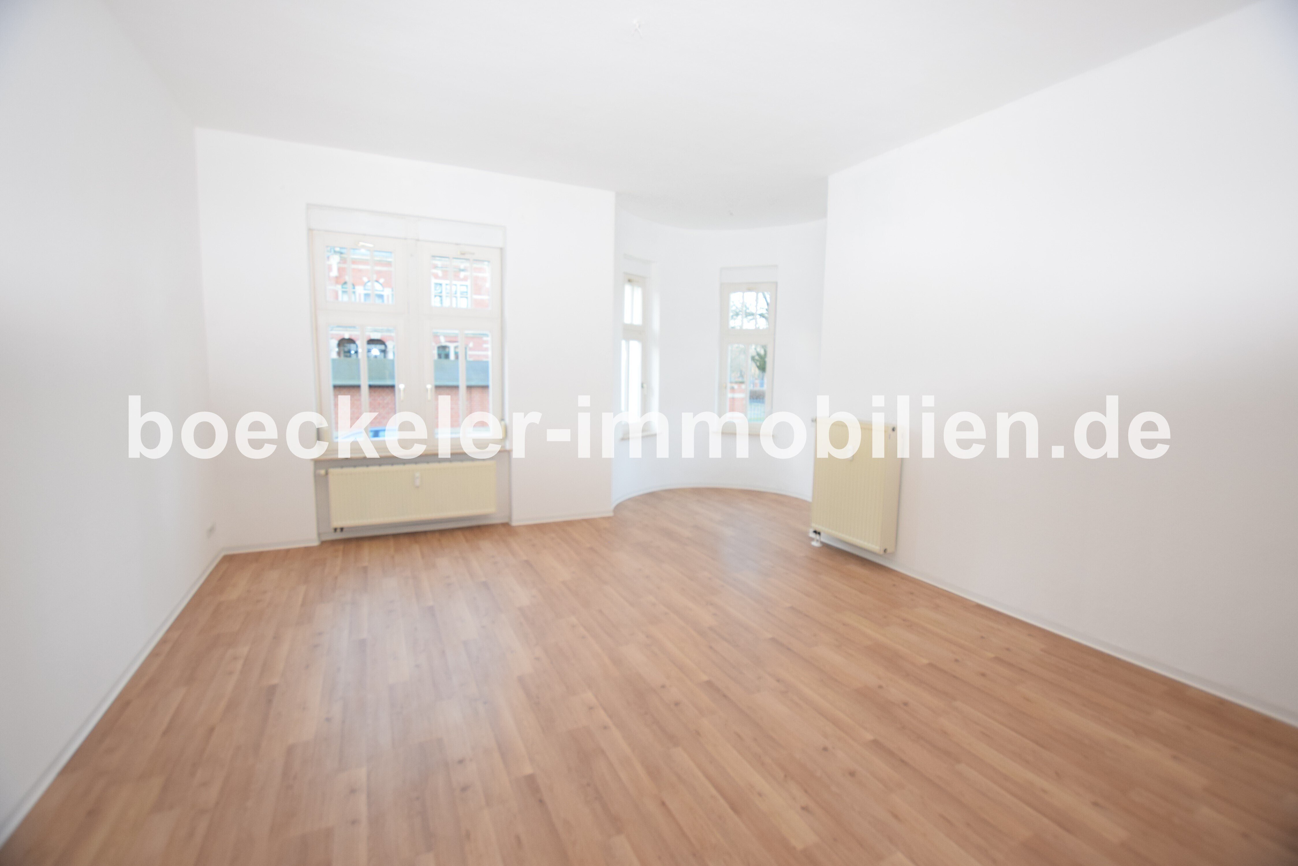 Wohnung zur Miete 380 € 2 Zimmer 63,7 m²<br/>Wohnfläche 01.01.2025<br/>Verfügbarkeit Naumburg Naumburg 06618