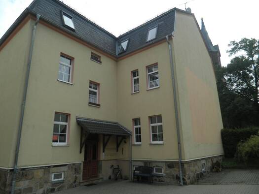 Haus zum Kauf als Kapitalanlage geeignet 300.000 € 22 Zimmer 455,1 m² 620 m² Grundstück R.-Breitscheid-Str. 8 Wilkau-Haßlau 08112