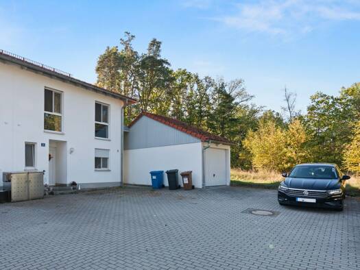 Doppelhaushälfte zum Kauf 279.000 € 5 Zimmer 144,5 m² 571 m² Grundstück Hütten Grafenwöhr 92655