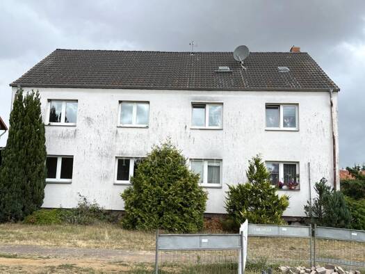 Sonstiges zum Kauf als Kapitalanlage geeignet 99.000 € 12 Zimmer 240 m² 577 m² Grundstück Henningen 73 Henningen Salzwedel 29410