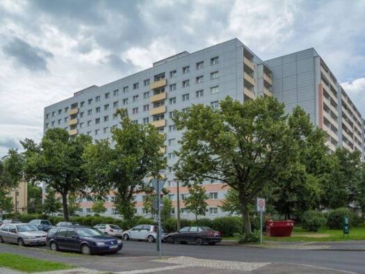Wohnung zur Miete 441 € 3 Zimmer 58,6 m² 10. Geschoss frei ab 19.05.2026 Altenzeller Str. 4 Südvorstadt-West Dresden 01069