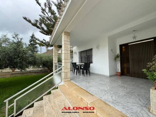 Chalet zum Kauf 399.000 € 4 Zimmer 232 m² Carrer Boverals Hh Vinaròs 12500