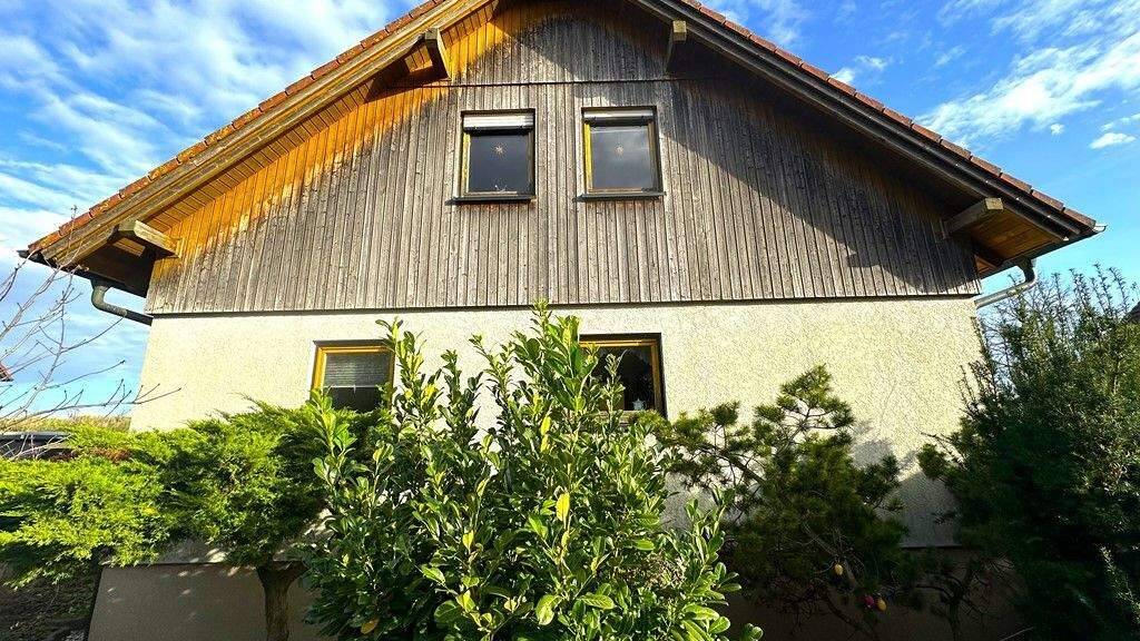 Einfamilienhaus zum Kauf 350.000 € 7 Zimmer 165 m² 527 m² Grundstück Großsteinberg Parthenstein 04668