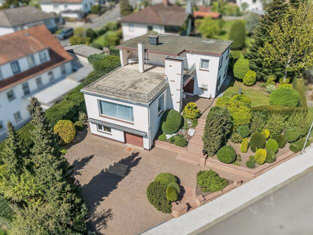 Einfamilienhaus zum Kauf 675.000 € 8 Zimmer 158 m² 981 m² Grundstück Büdingen Büdingen 63654