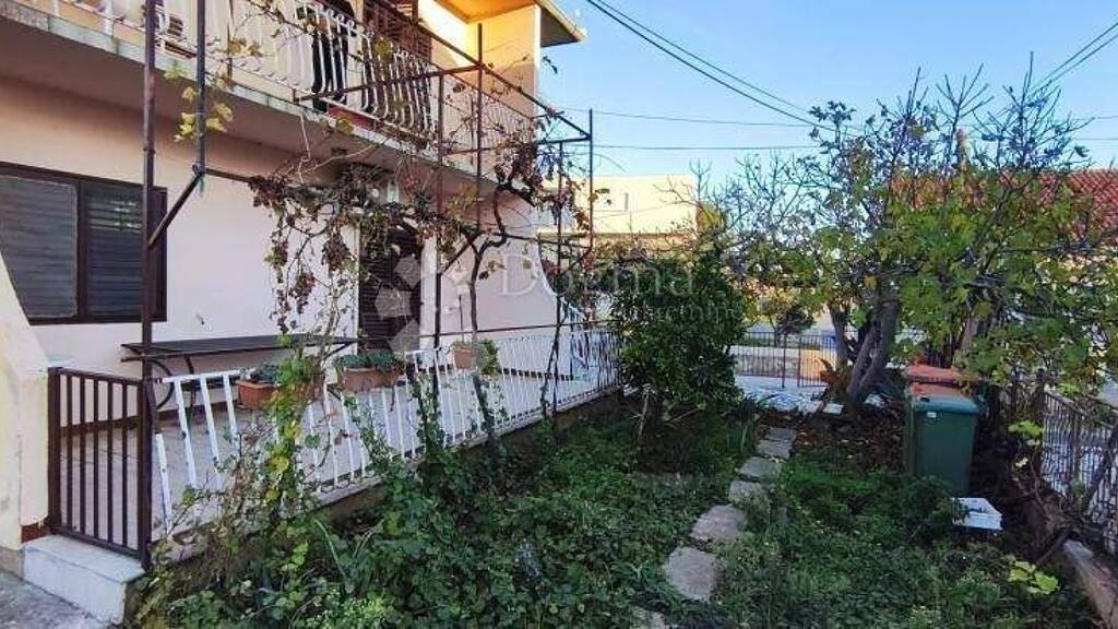 Haus zum Kauf 340.000 € 8 Zimmer 185 m² Tribunj