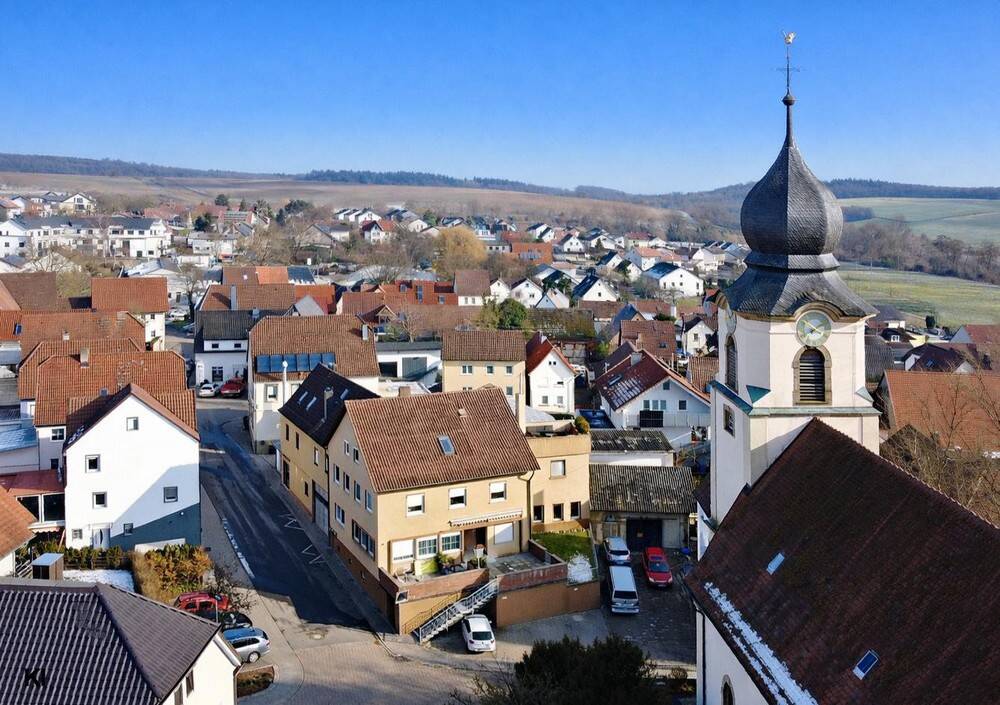 Immobilie in Bad Rappenau - Kapitalanlage: MFH mit 5 Einheiten, Stellplätzen und Scheune in Bad Rappenau-Bonfeld! - Bild 0