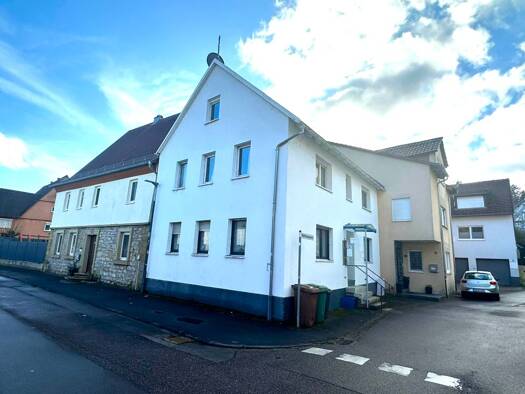 Mehrfamilienhaus zum Kauf 149.000 € 6 Zimmer 135,1 m² 99 m² Grundstück Reihen Sinsheim 74889