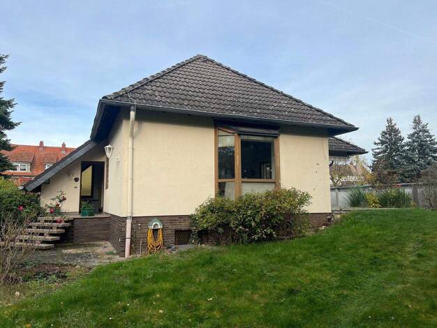 Bungalow zum Kauf provisionsfrei 650.000 € 7 Zimmer 116 m² 1.200 m² Grundstück Hanau 63452