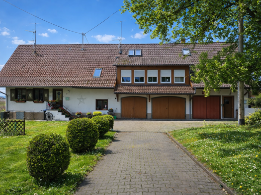 Bauernhaus zur Miete 1.440 € 5 Zimmer 128 m² 250 m² Grundstück frei ab sofort Tettnang 88069