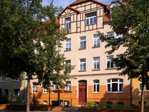 Wohnung zur Miete 800 € 4 Zimmer 106,1 m² 2. Geschoss frei ab 01.01.2027 Gustav-Hertzberg-Straße 7 Lutherplatz Halle (Saale) 06110