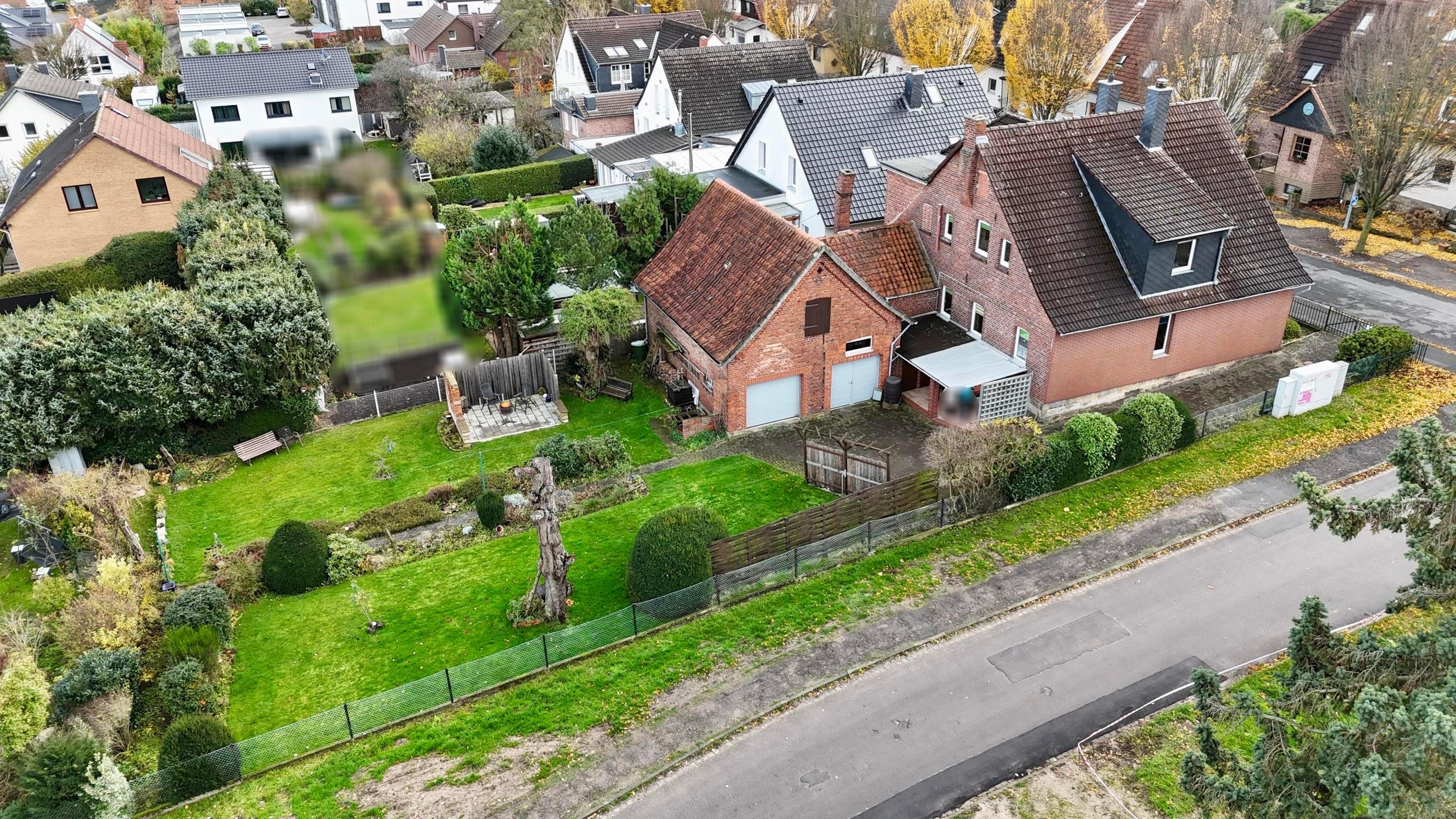 Mehrfamilienhaus zum Kauf 355.000 € 7 Zimmer 180 m²<br/>Wohnfläche 833 m²<br/>Grundstück Barsinghausen - Süd Barsinghausen 30890