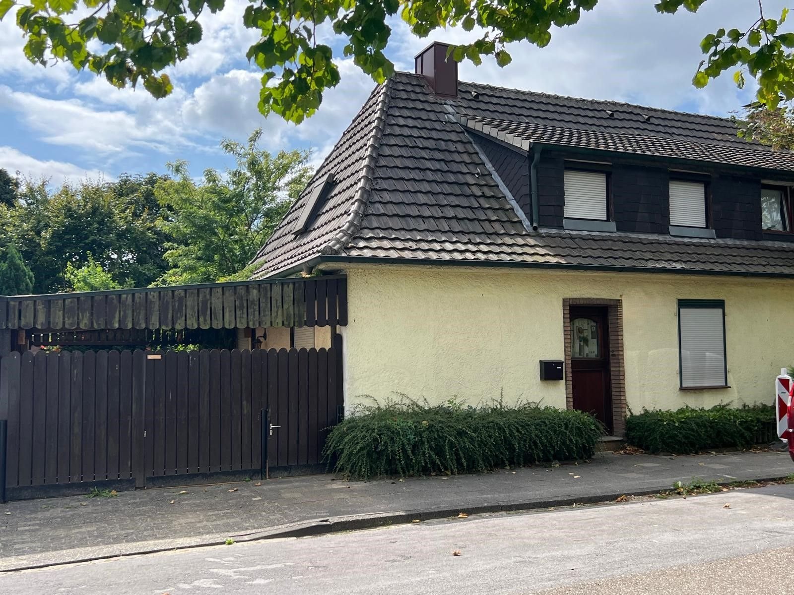 Doppelhaushälfte zum Kauf 169.000 € 5 Zimmer 110 m²<br/>Wohnfläche 377 m²<br/>Grundstück Gronau Gronau 48599