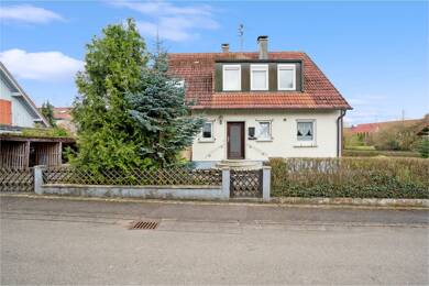 Mehrfamilienhaus zum Kauf 299.000 € 6 Zimmer 143,5 m² 738 m² Grundstück Finkenweg 1 Bühl Bibertal / Bühl 89346