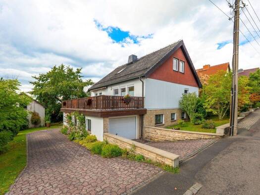 Einfamilienhaus zum Kauf 239.000 € 6 Zimmer 170 m² 807 m² Grundstück frei ab sofort Stadtlengsfeld Dermbach 36466