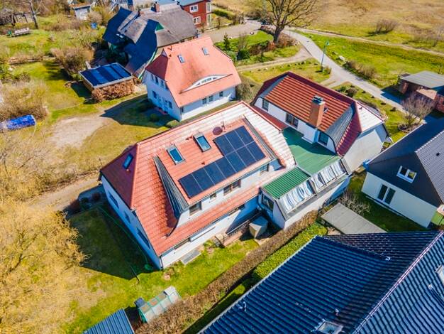 Hotel zum Kauf 1.800.000 € 15 Zimmer 6.100 m² Grundstück Dorfstraße 45b Middelhagen 18586