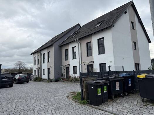 Reihenmittelhaus zur Miete 2.700 € 5 Zimmer 140 m² 300 m² Grundstück Mainz-Kastel Mainz Kastel 55252