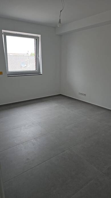 Wohnung zur Miete 1.400 € 4 Zimmer 140 m² Geschoss 2/2 frei ab sofort Römerstraße 44 Thorr Bergheim 50127