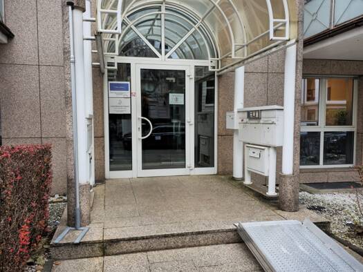 Büro zur Miete provisionsfrei 2.500 € 5 Zimmer 120 m² Bürofläche Westend-Süd Frankfurt am Main 60325