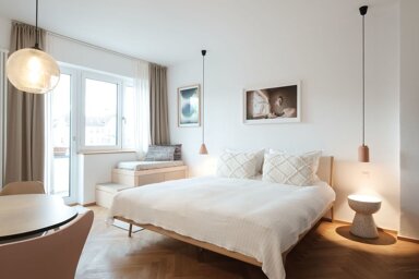 Wohnung zur Miete Wohnen auf Zeit 1.736 € 1 Zimmer 30 m² frei ab 21.12.2024 Glogauer Straße Kreuzberg Berlin 10999