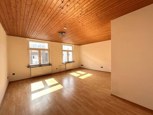 Terrassenwohnung zur Miete 695 € 3 Zimmer 125 m² Westerstede 26655