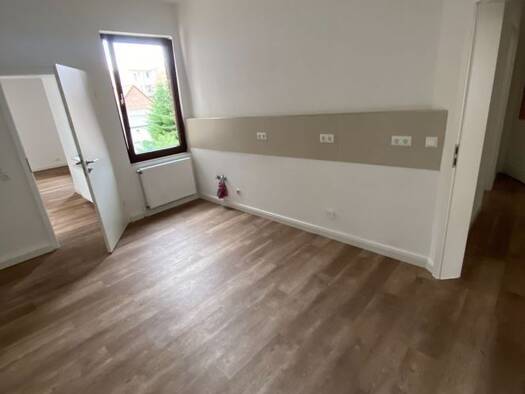 Wohnung zur Miete 1.150 € 4 Zimmer 86 m² 2. Geschoss frei ab sofort Sophienstraße 32 Nord Jena 07743