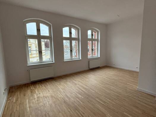 Terrassenwohnung zur Miete 835 € 2,5 Zimmer 80 m² Geschoss 1/2 frei ab sofort Bahnhofstr. 49 Grimmen 18507