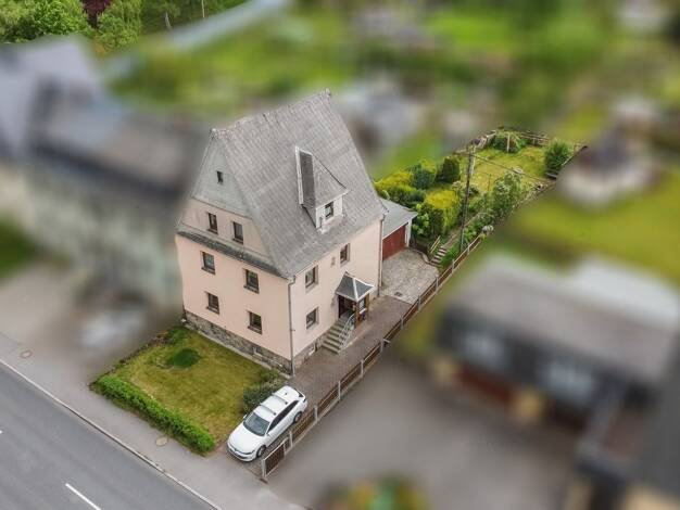 Reihenendhaus zum Kauf 94.900 € 6 Zimmer 157 m² 422 m² Grundstück Aue 08280