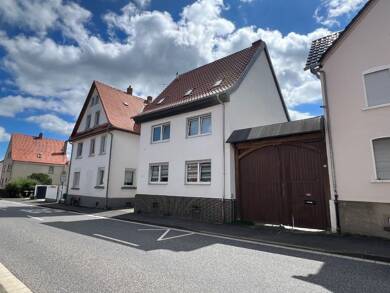 Haus zum Kauf 398.000 € 7 Zimmer 190 m² 991 m² Grundstück frei ab sofort Lützellinden Gießen - Lützellinden 35398