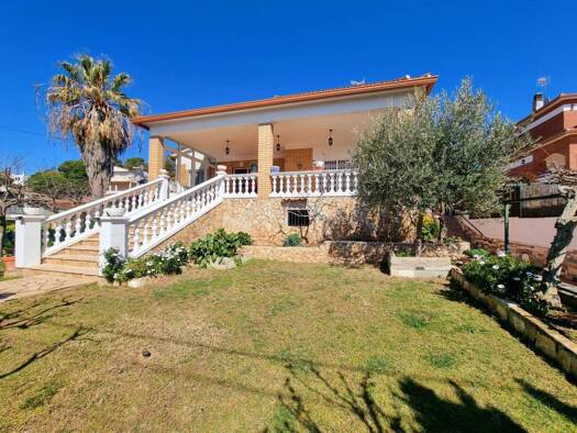 Villa zum Kauf 430.000 € 5 Zimmer 265 m² 824 m² Grundstück Lloret de Mar 17310