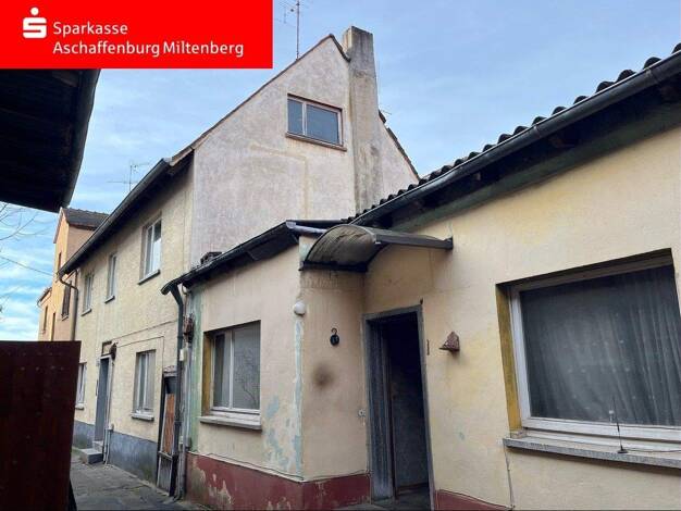 Doppelhaushälfte zum Kauf 50.000 € 7 Zimmer 139 m² 242 m² Grundstück Obernau Aschaffenburg 63743