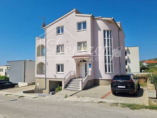 Einfamilienhaus zum Kauf 1.500.000 € 7 Zimmer 690 m² Seget 21228